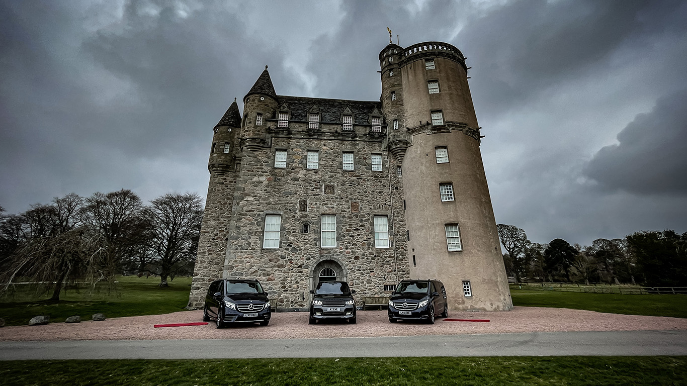Luxury Vehicles at Castle Fraser - Luxe Scot
